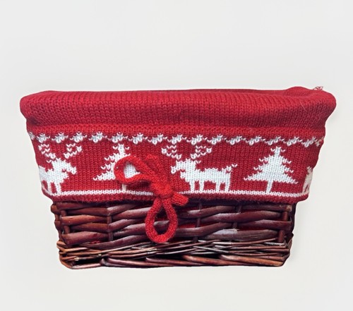 Christmas wicker basket knit - wicker,