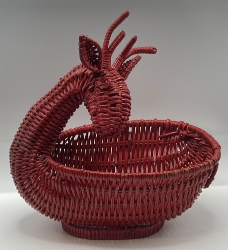 Vtg reindeer basket wicker - vtg~reindeer,