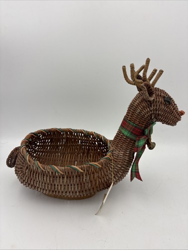 Vtg avon wicker reindeer - avon,