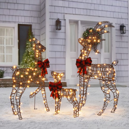 4ft pre lit reindeer - lit, buck